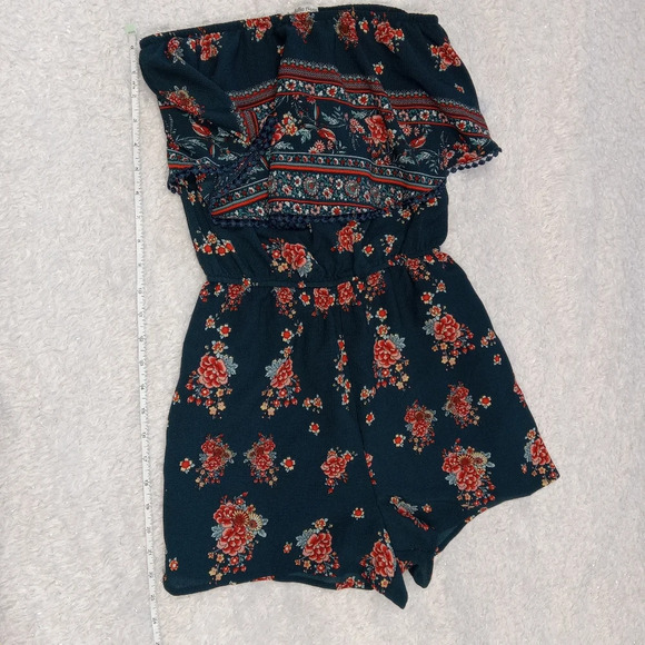 5 for $10 Charlotte Russe Dark Teal Floral Sleeveless Romper Size Small - Picture 8 of 11